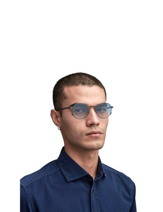 Movitra Achille Gun1