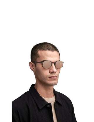 Movitra Achille Gun2